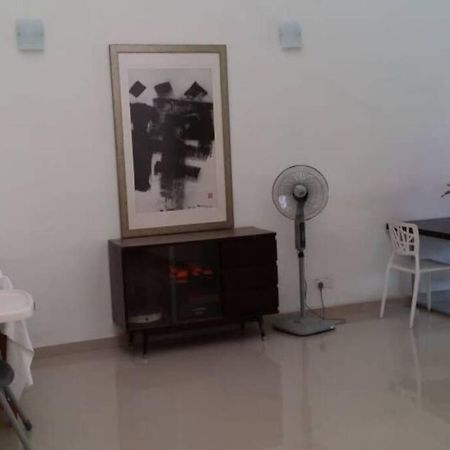 Terrace House Near Stulang Laut Ciq Midvalley Ksl For 7Pax Johor Bahru Dış mekan fotoğraf