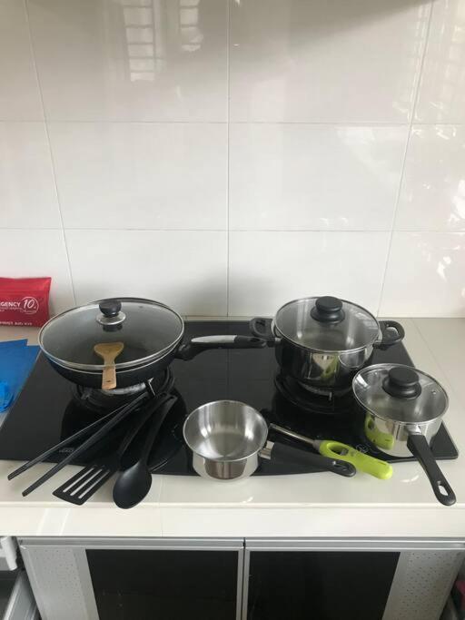 Terrace House Near Stulang Laut Ciq Midvalley Ksl For 7Pax Johor Bahru Dış mekan fotoğraf