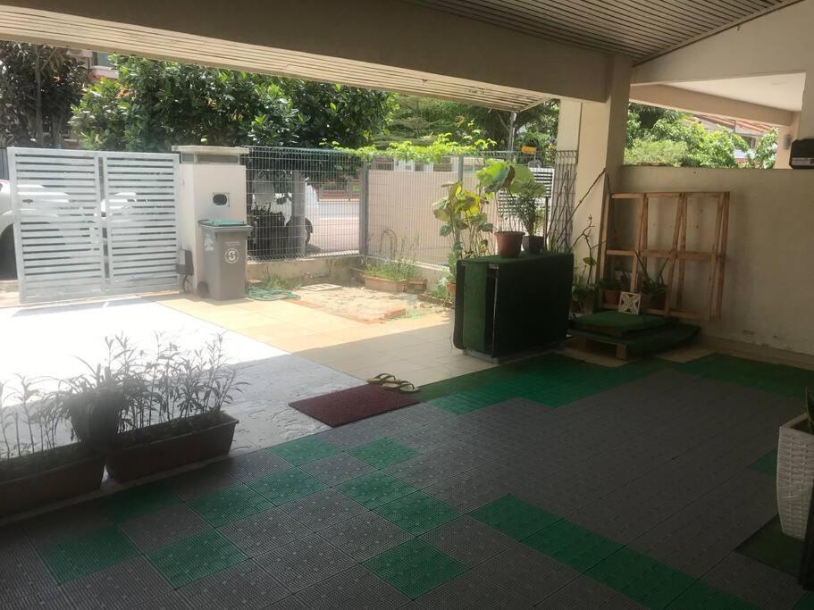 Terrace House Near Stulang Laut Ciq Midvalley Ksl For 7Pax Johor Bahru Dış mekan fotoğraf