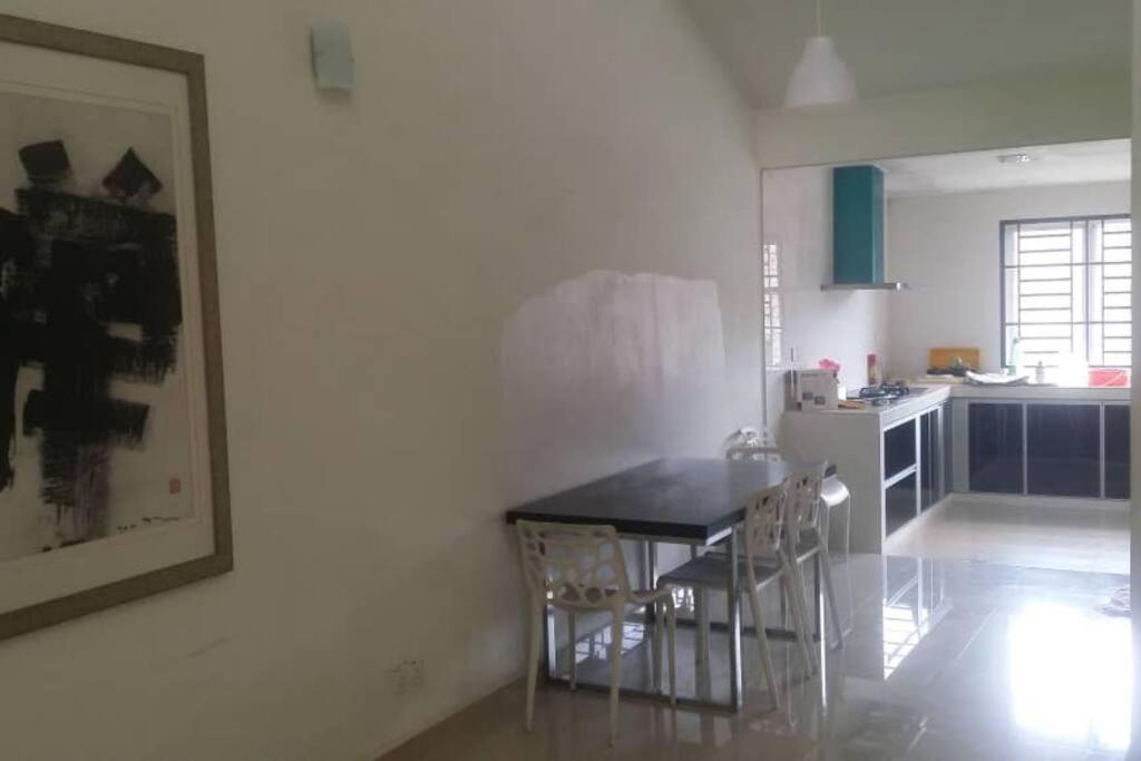 Terrace House Near Stulang Laut Ciq Midvalley Ksl For 7Pax Johor Bahru Dış mekan fotoğraf