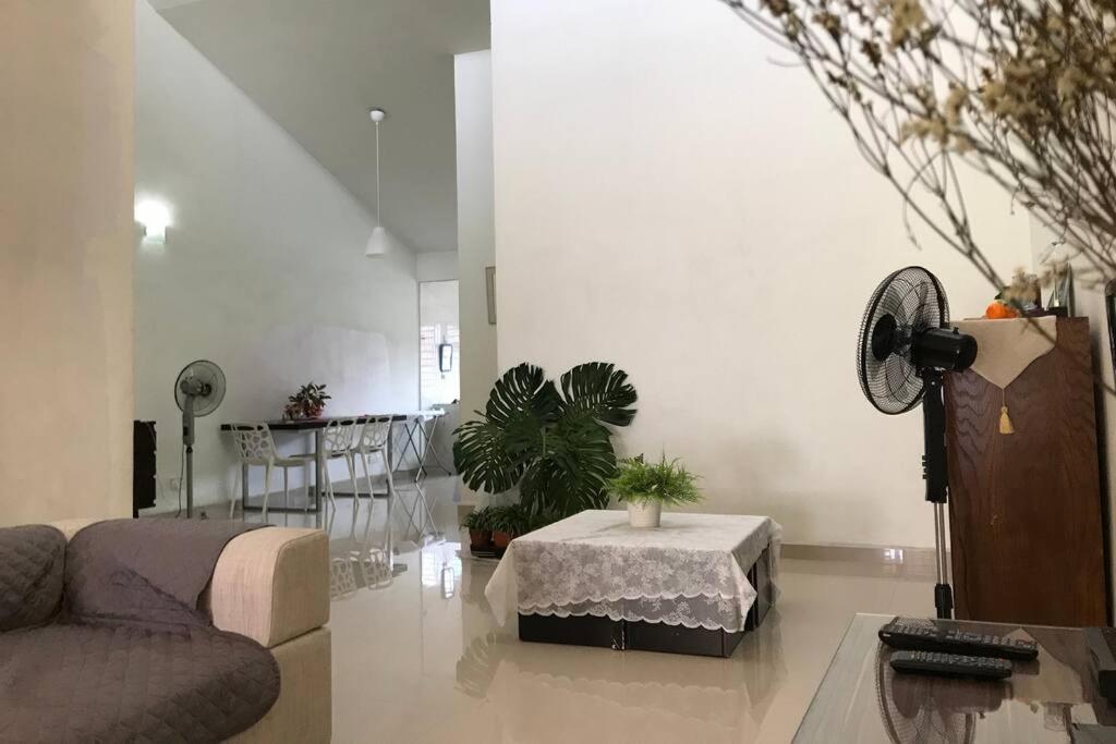 Terrace House Near Stulang Laut Ciq Midvalley Ksl For 7Pax Johor Bahru Dış mekan fotoğraf
